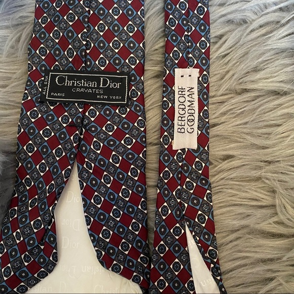 Vintage Christian Dior Tie - Picture 3 of 7